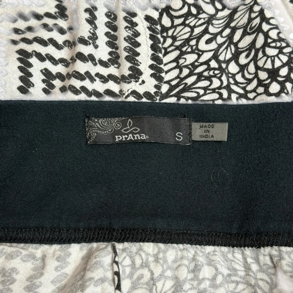 PrAna Skirt SZ S Black Casual Women’s Skirt Organic Cotton Spandex Granola Gorp